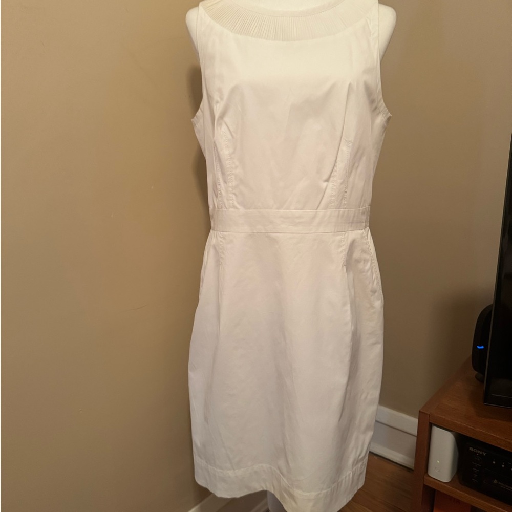 Banana Republic White Sheath Mini Dress Bateau Neckline Sleeveless